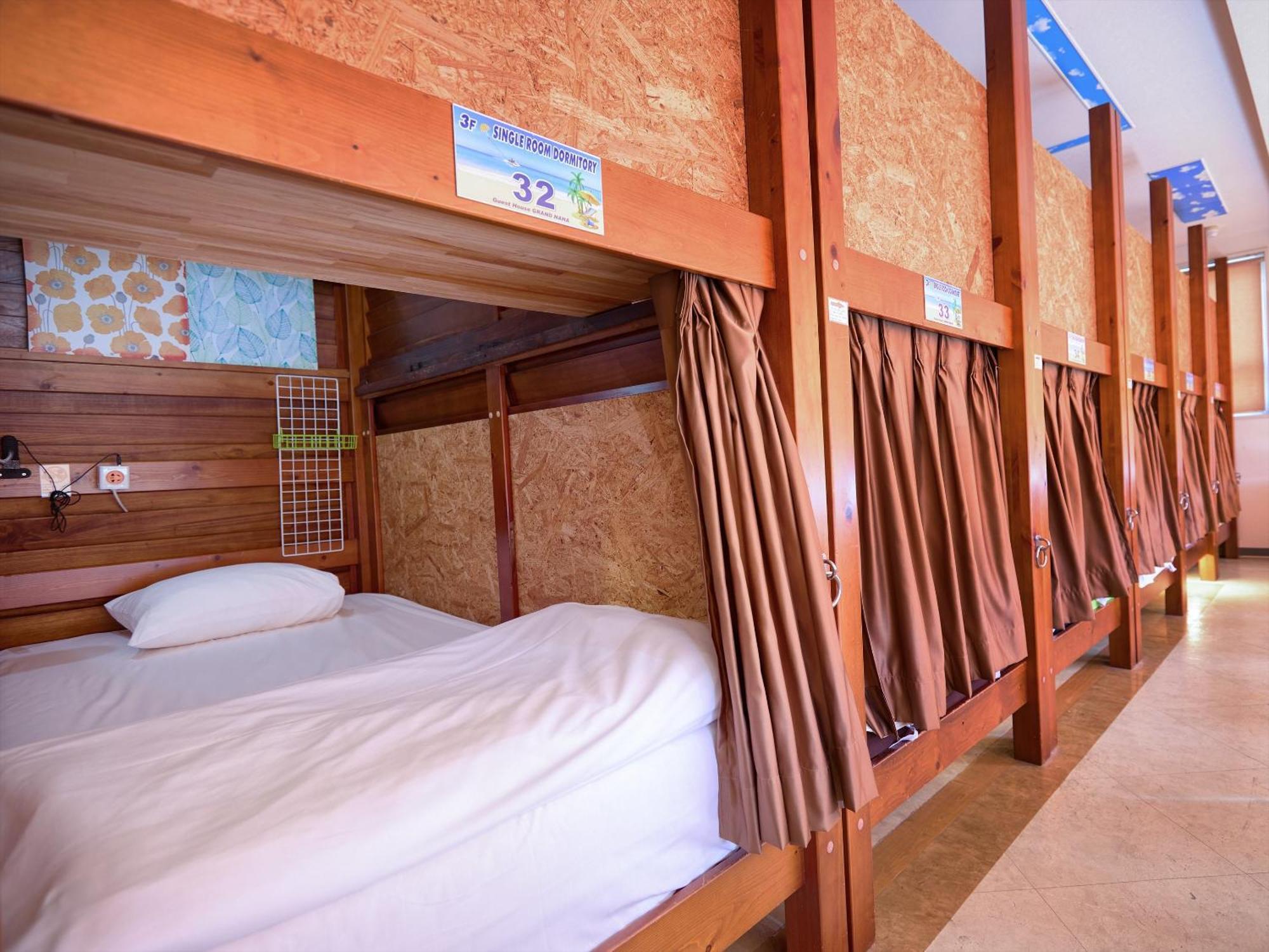 Guest House Grand נאהא מראה חיצוני תמונה
