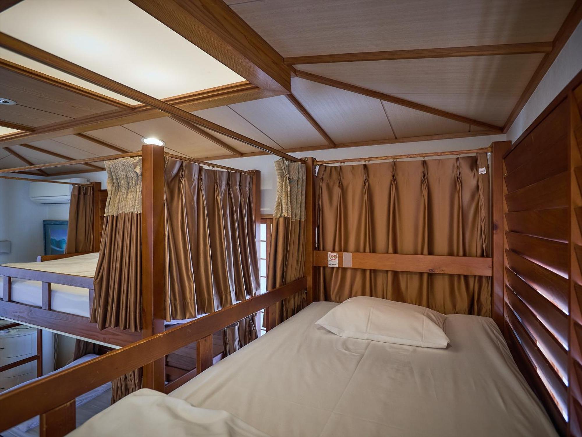 Guest House Grand נאהא מראה חיצוני תמונה