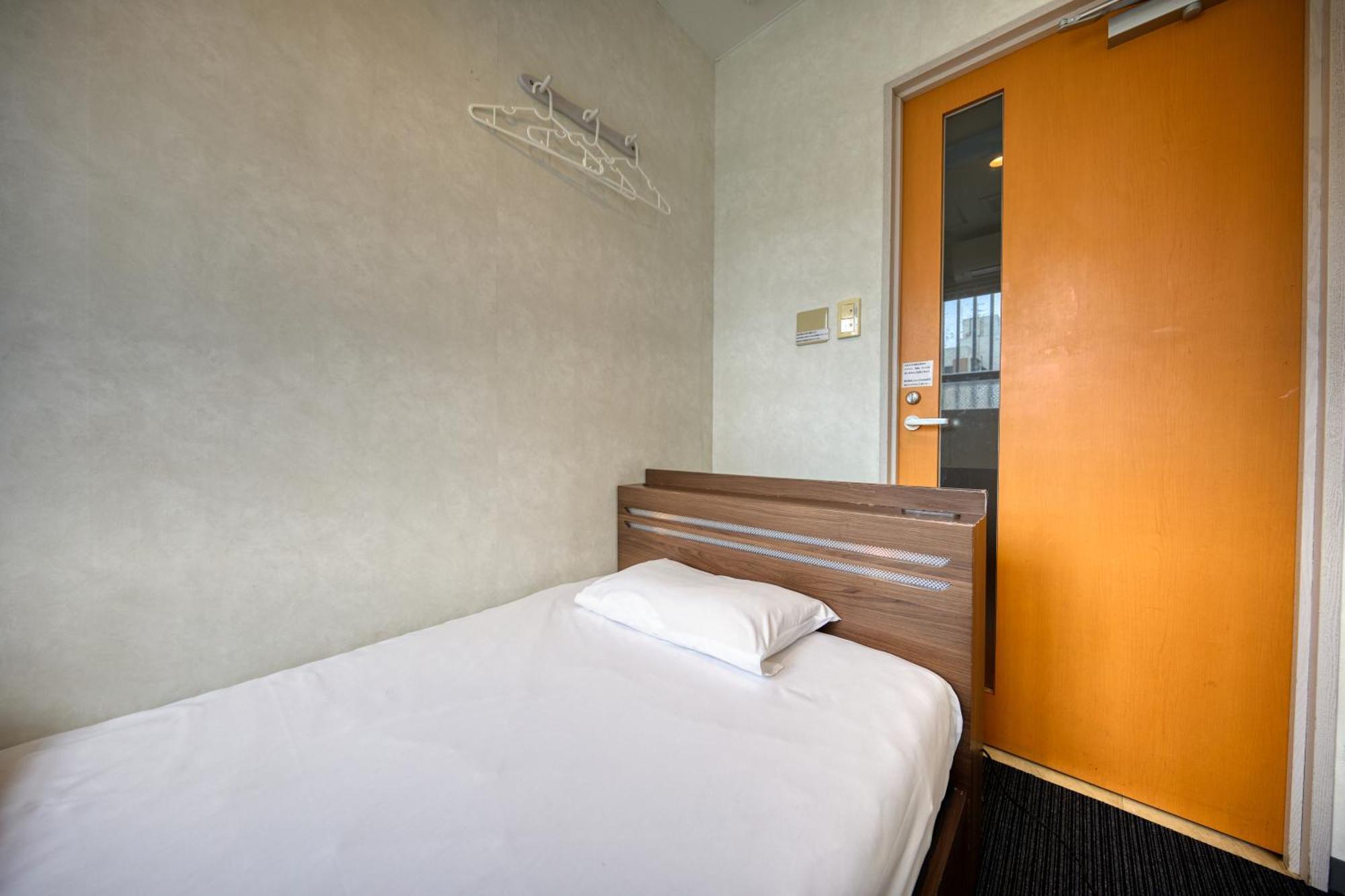 Guest House Grand נאהא מראה חיצוני תמונה